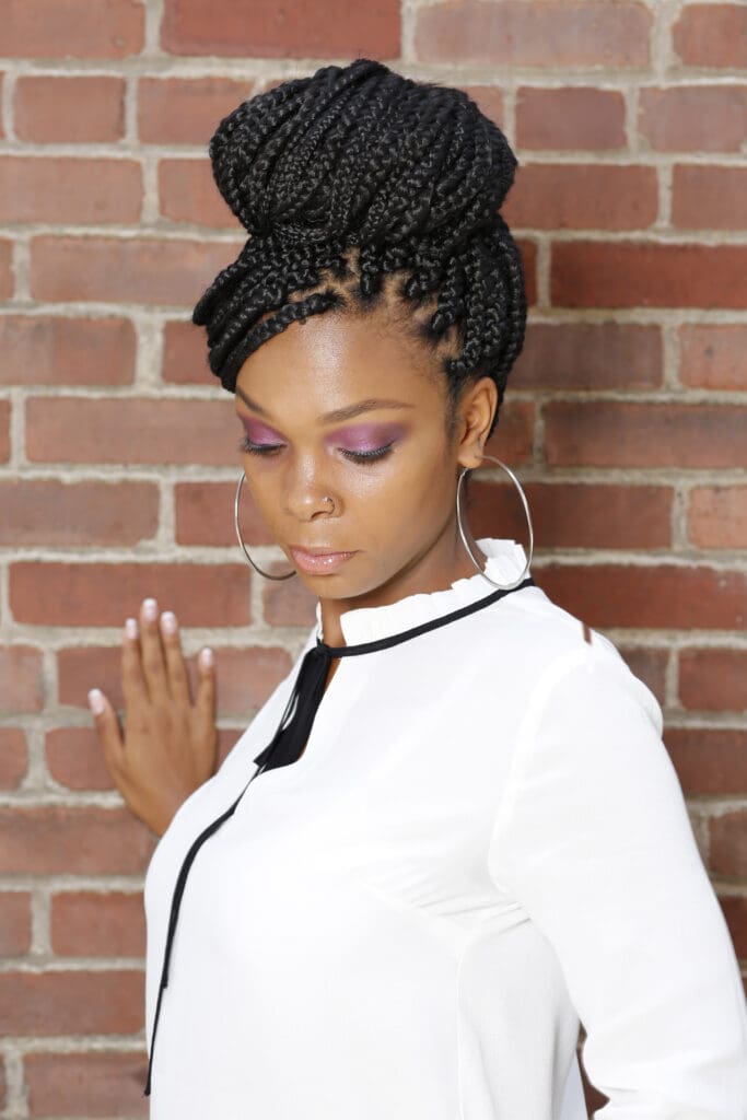 Feed-In and Knotless Braids
